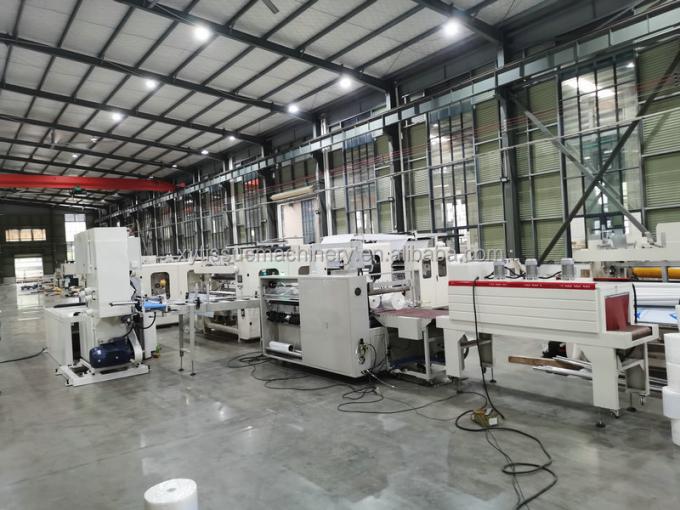 गोंद लेमिनेशन छोटी टॉयलेट पेपर रोल बनाने की मशीन किचन टॉवल रिवाइंडिंग मशीन 12